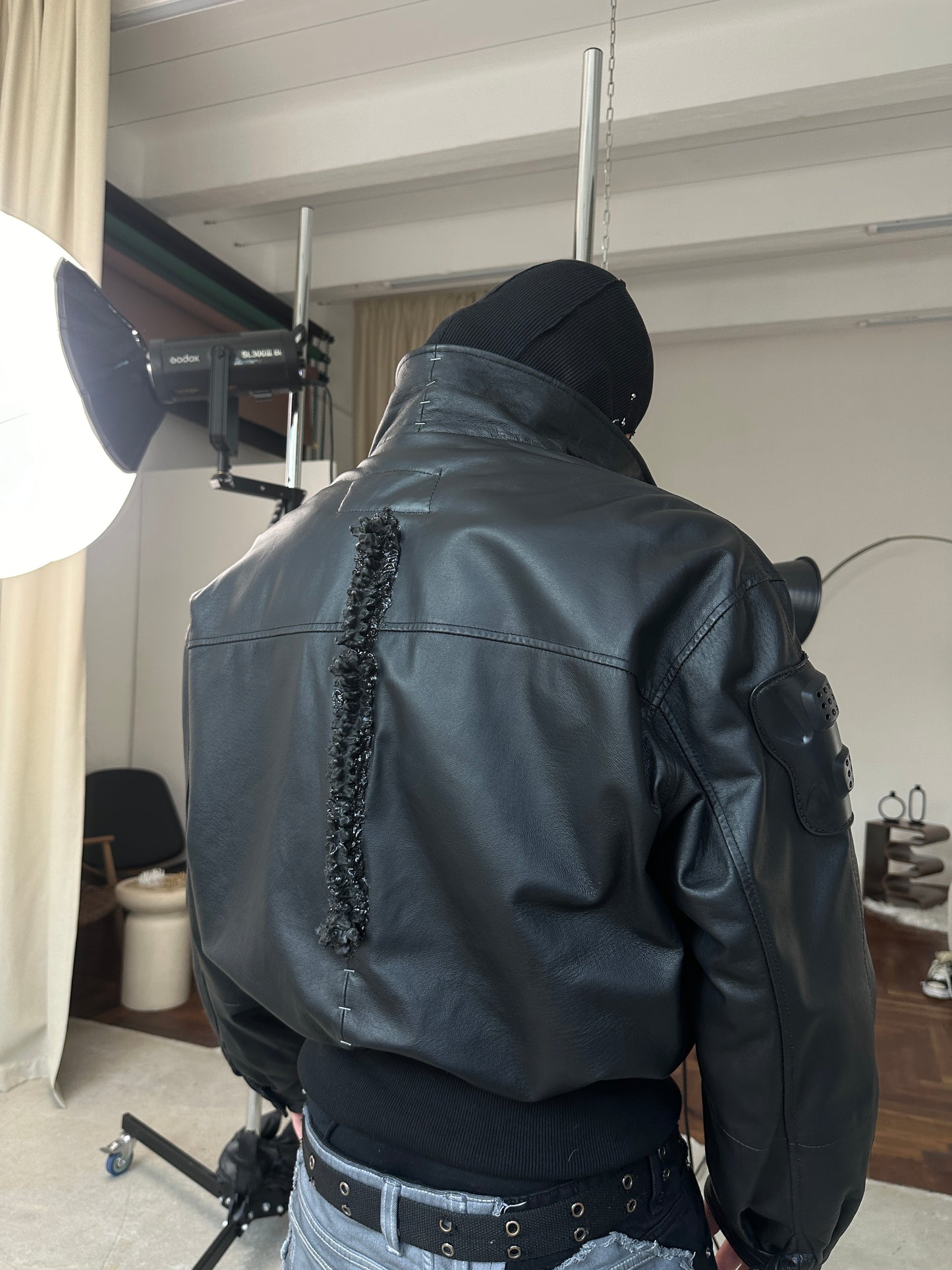 00/SHADOW BORN LEATHER BOMBER