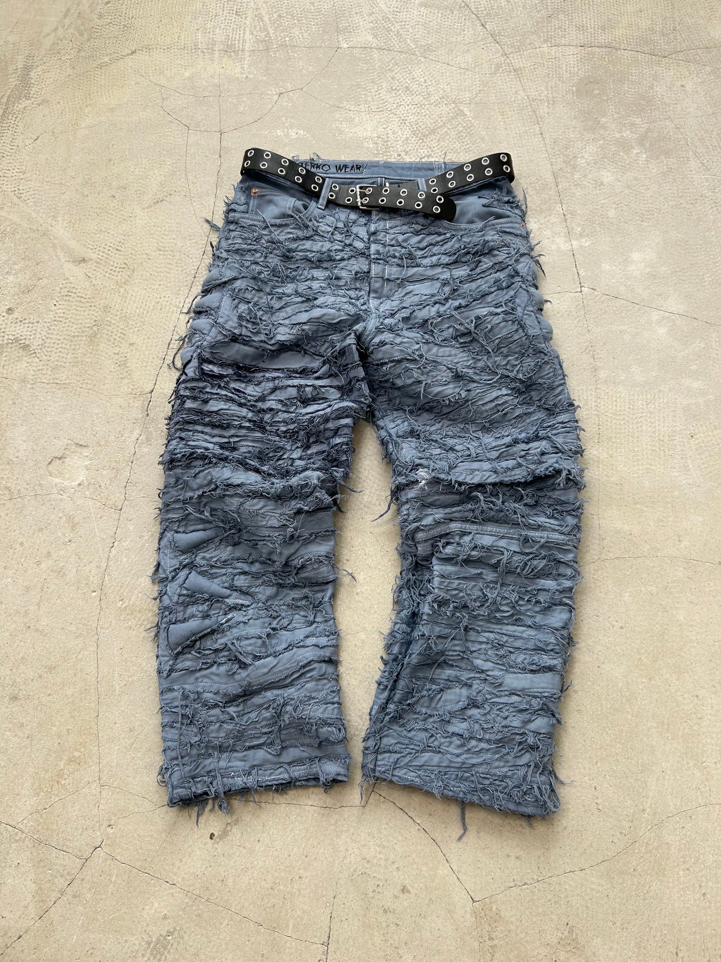 1TRANSFORMER BAGGY DENIM DISTRESSED PANTS