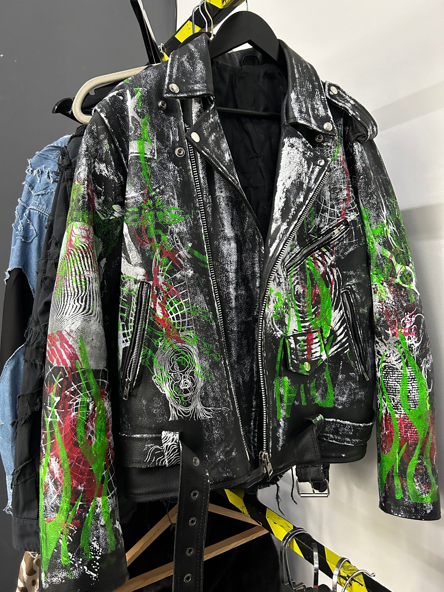 1LEATHER MOTORCYCLE JACKET
