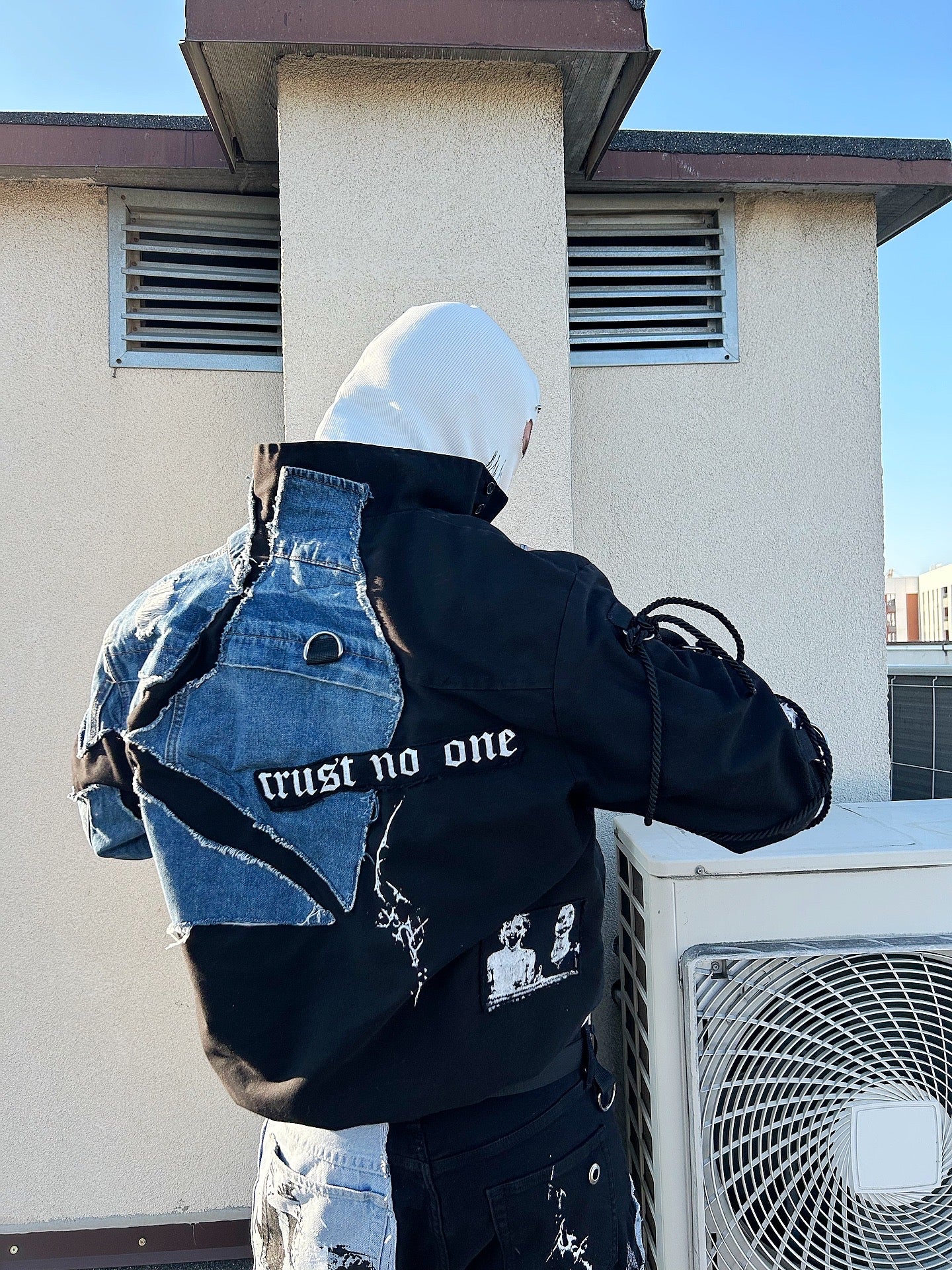 11DENIM DISTRESSED BOMBER
