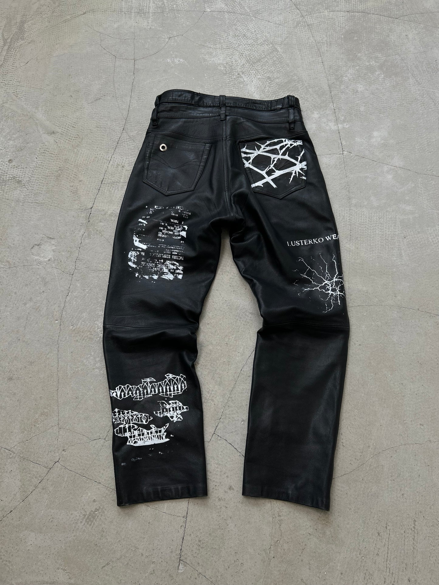 11LEATHER PANTS