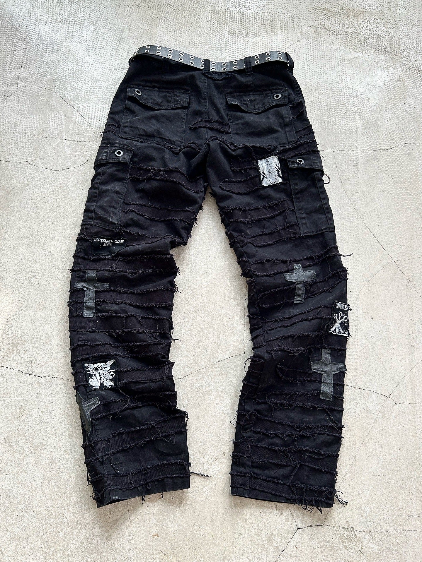 11DARK DISTRESSED CARGO PANTS