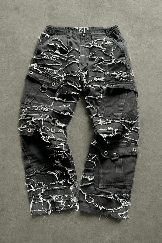 11DISTRESSED CARGO PANTS