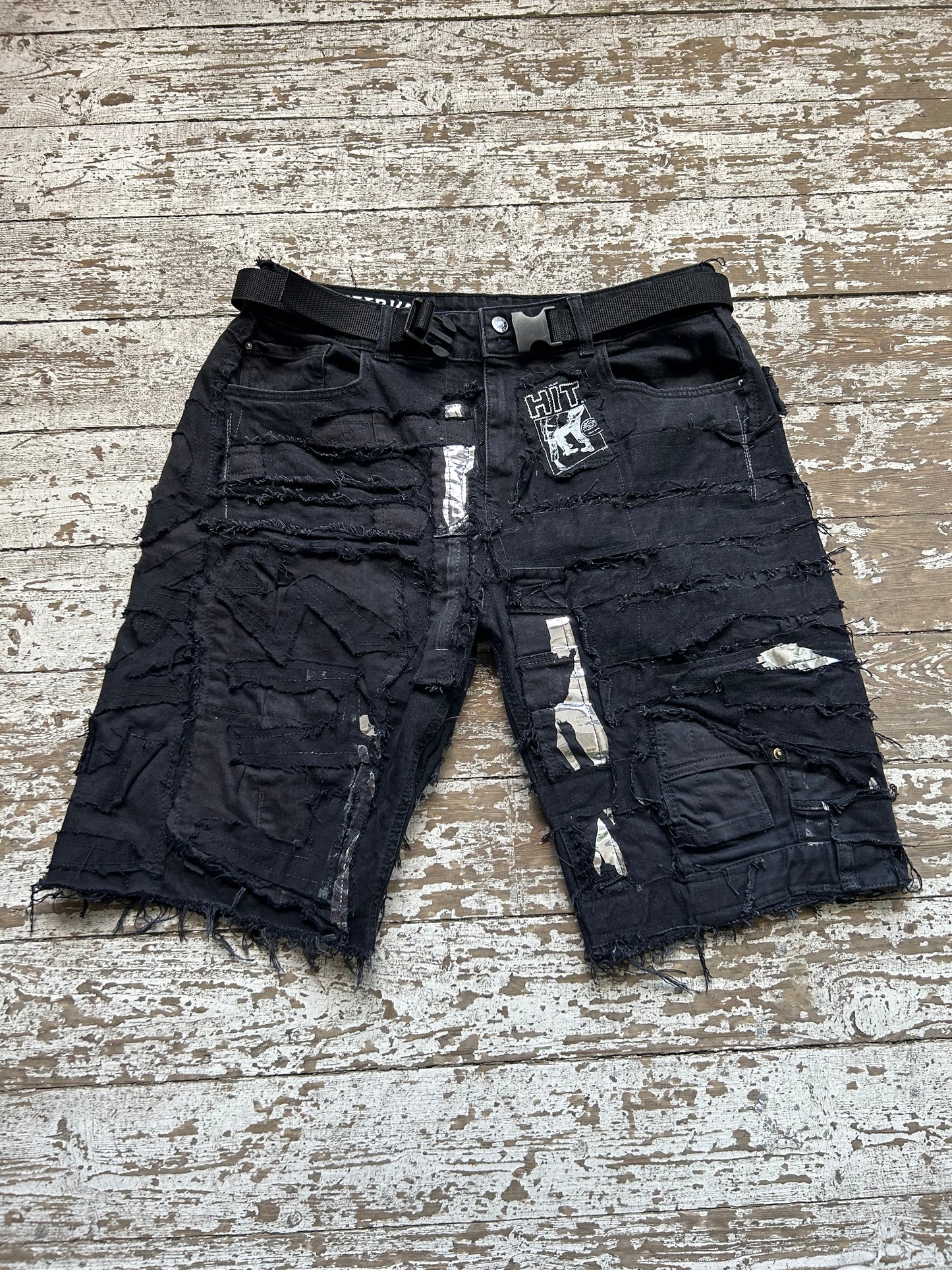 Cargo distressed baggy shorts