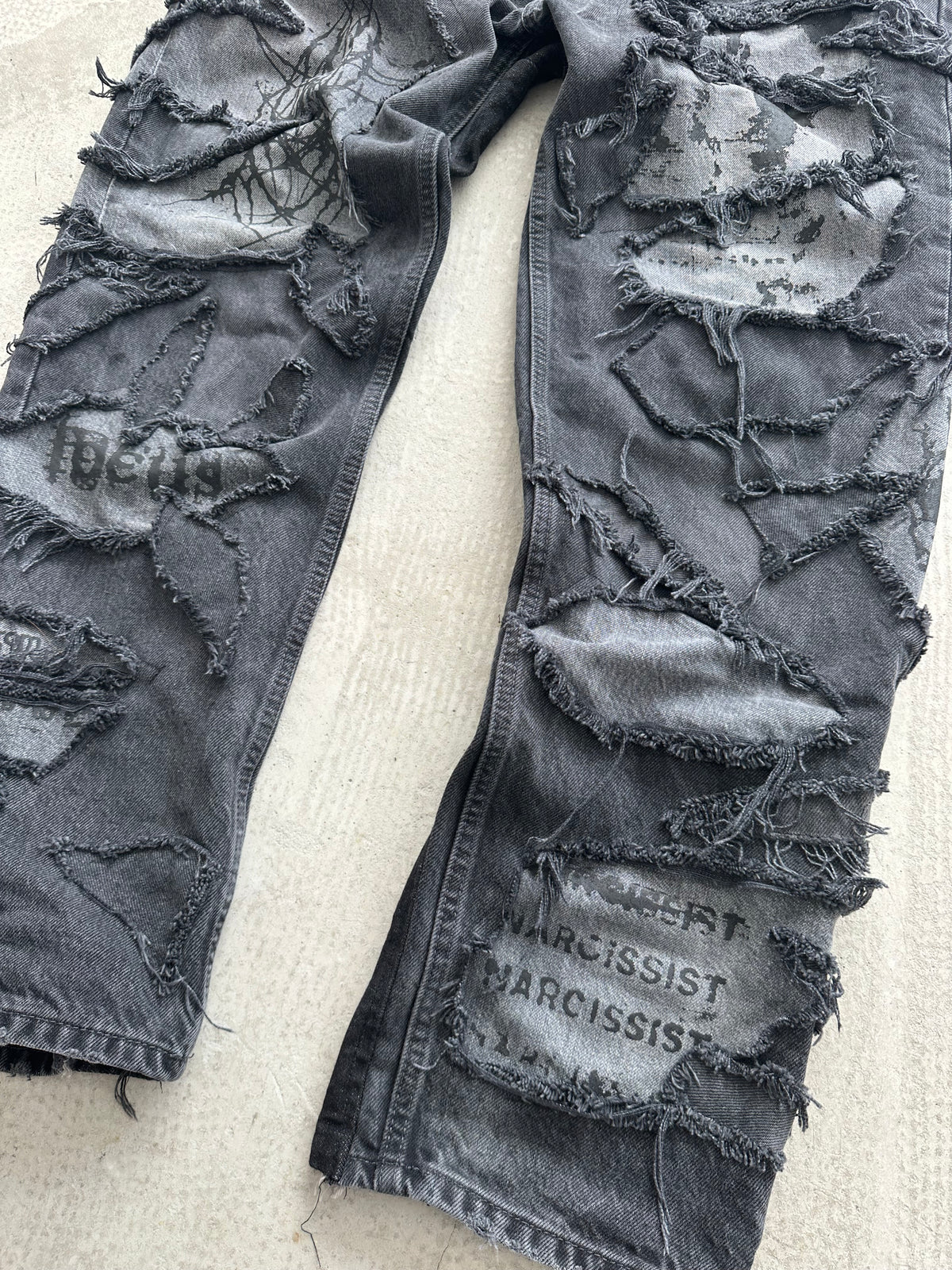/FRACTURE JEANS