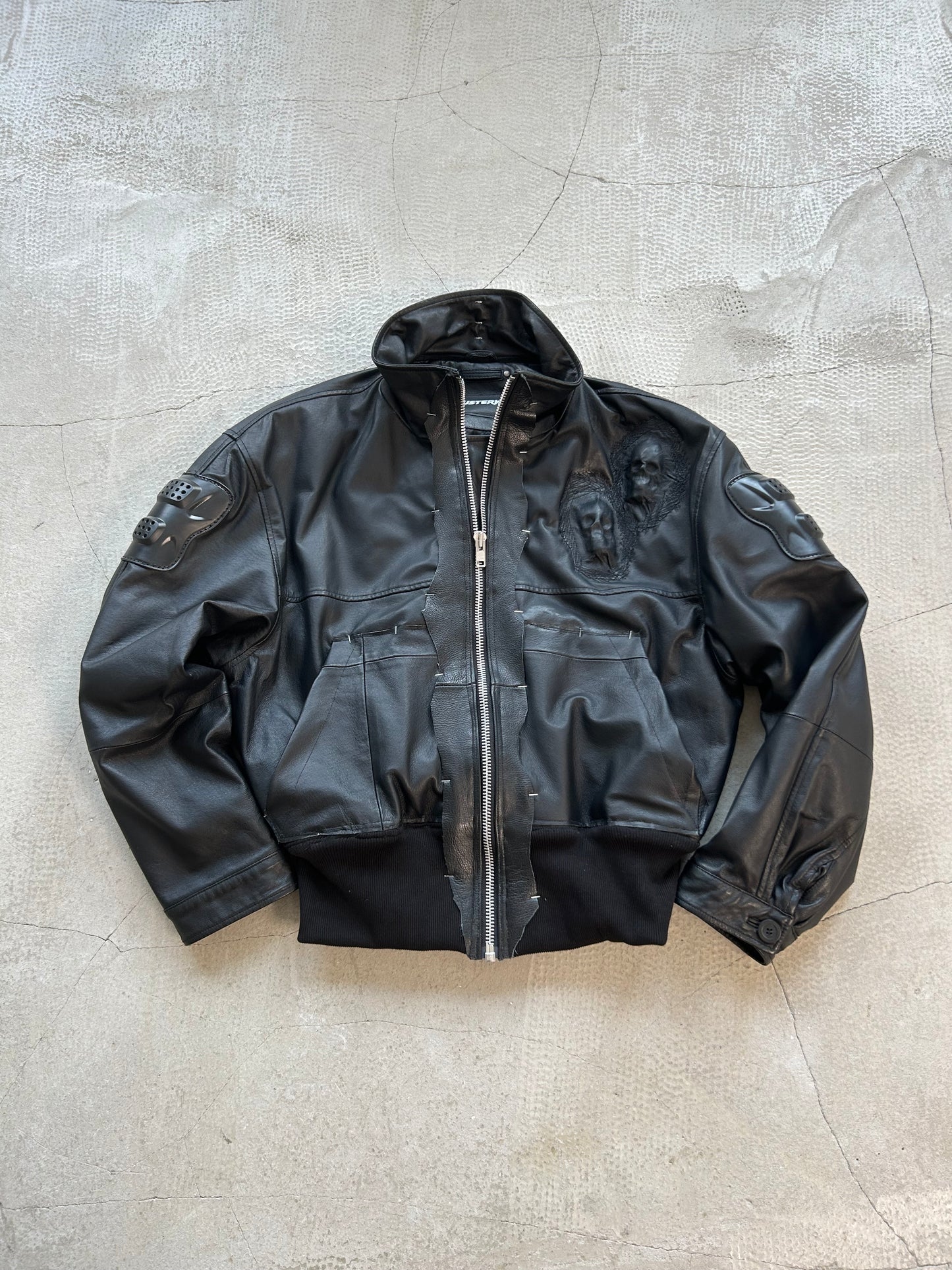 00/SHADOW BORN LEATHER BOMBER