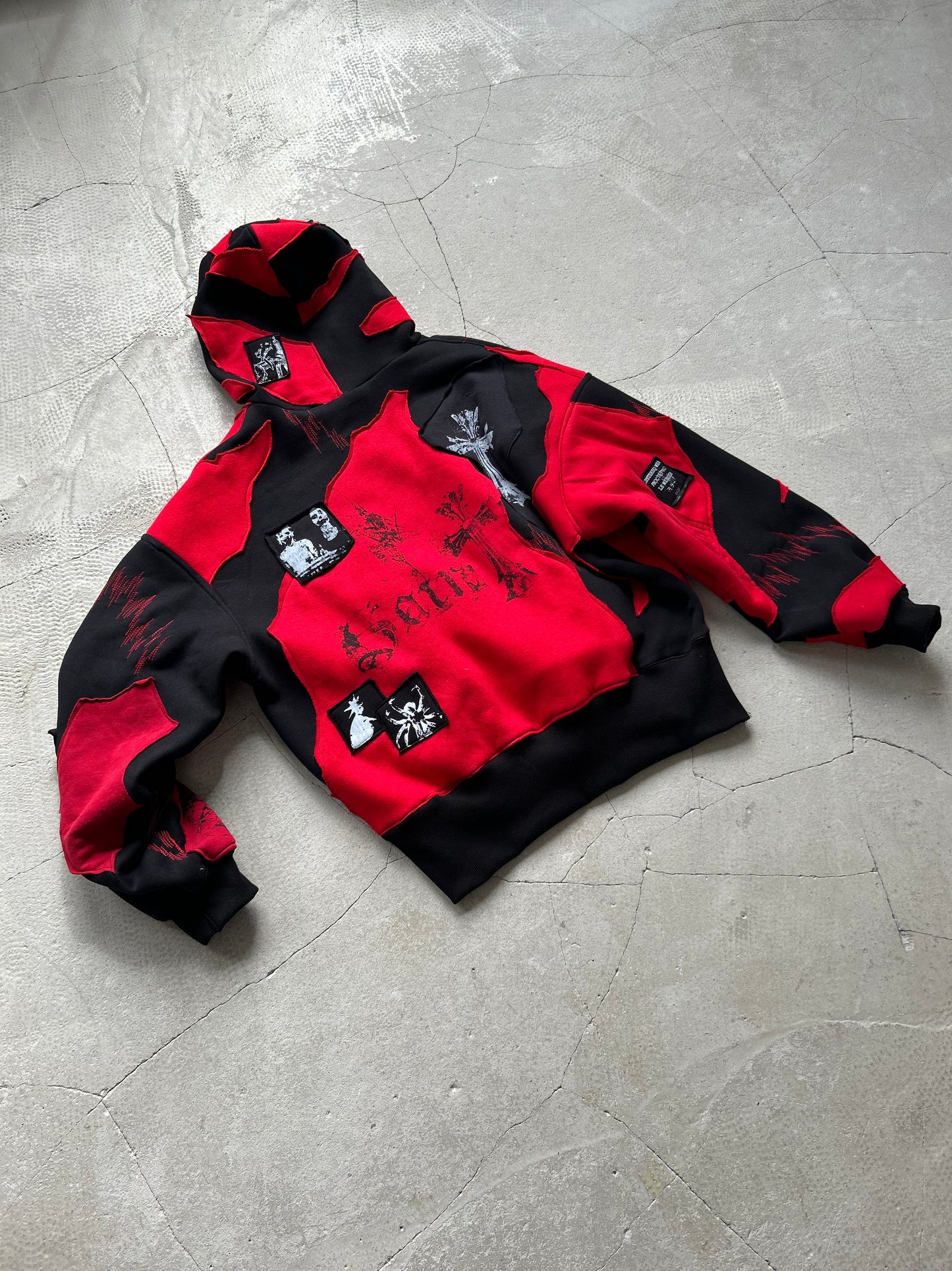 111RED HOODIE