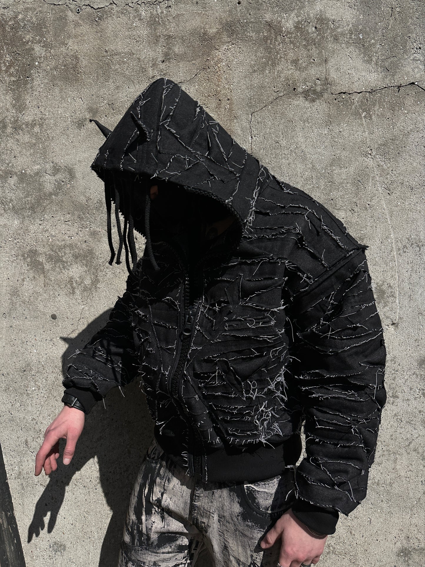 000/ DISTORTED SHELL JACKET