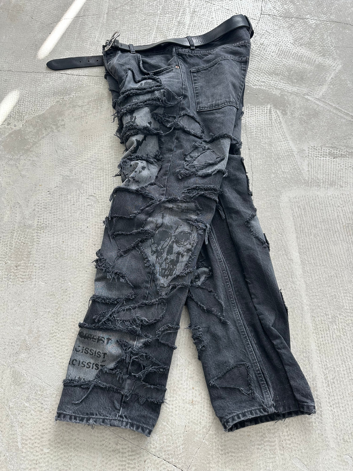 /FRACTURE JEANS