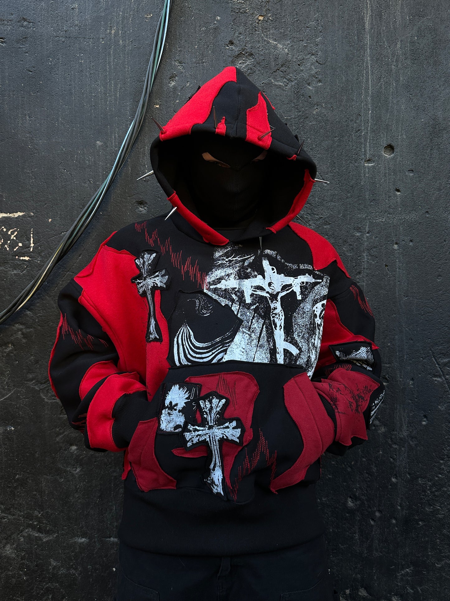 111RED HOODIE