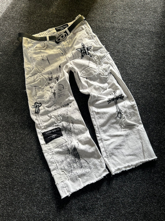 111WHITE PAINTED BAGGY PANTS