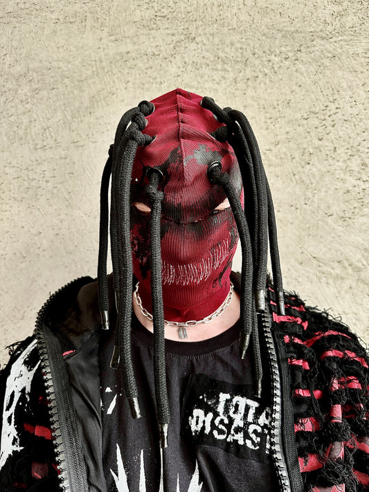 000/ BLOODY POST HUMAN BALACLAVA