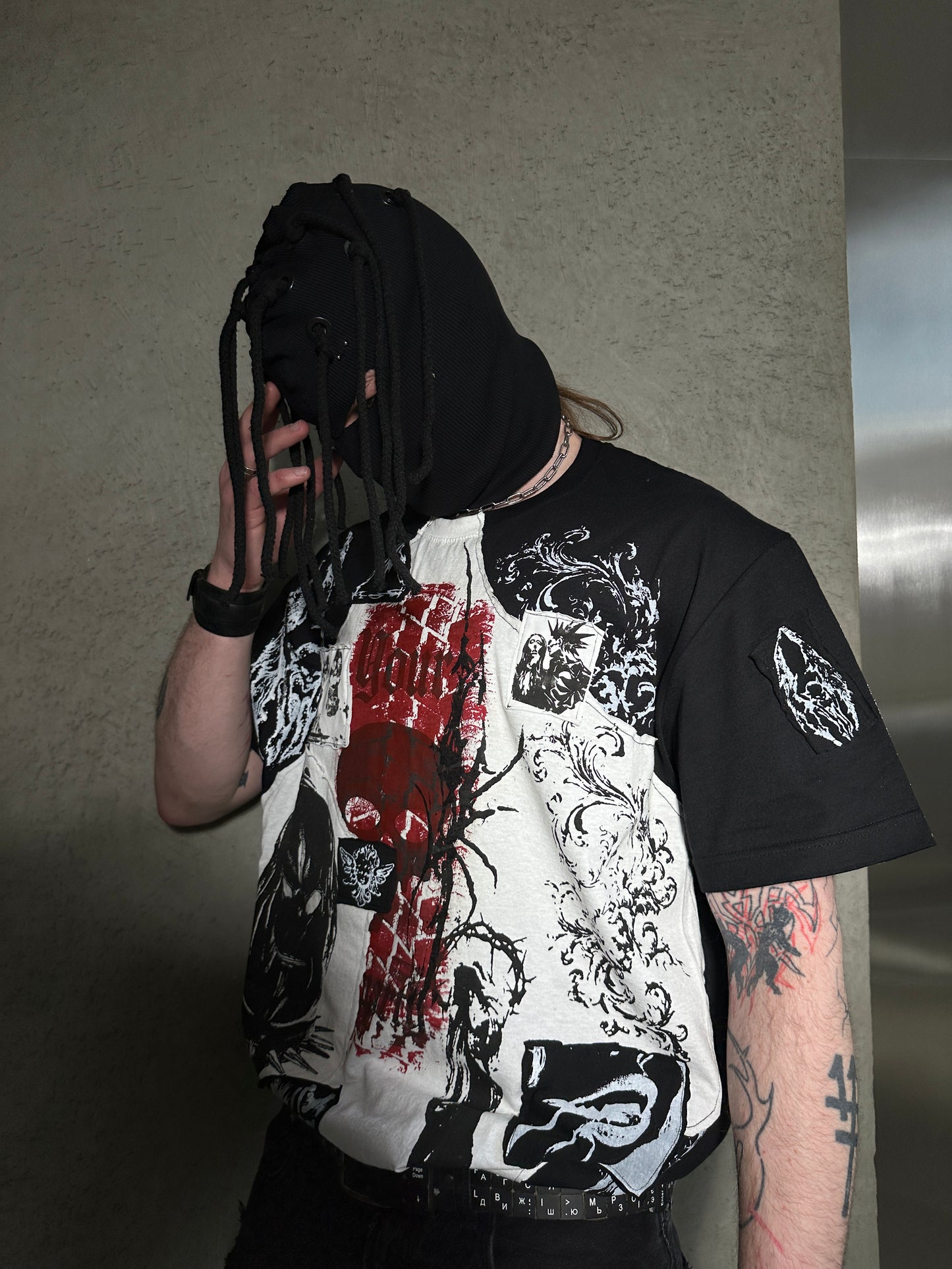 000/ PATCHWORK T-SHIRT