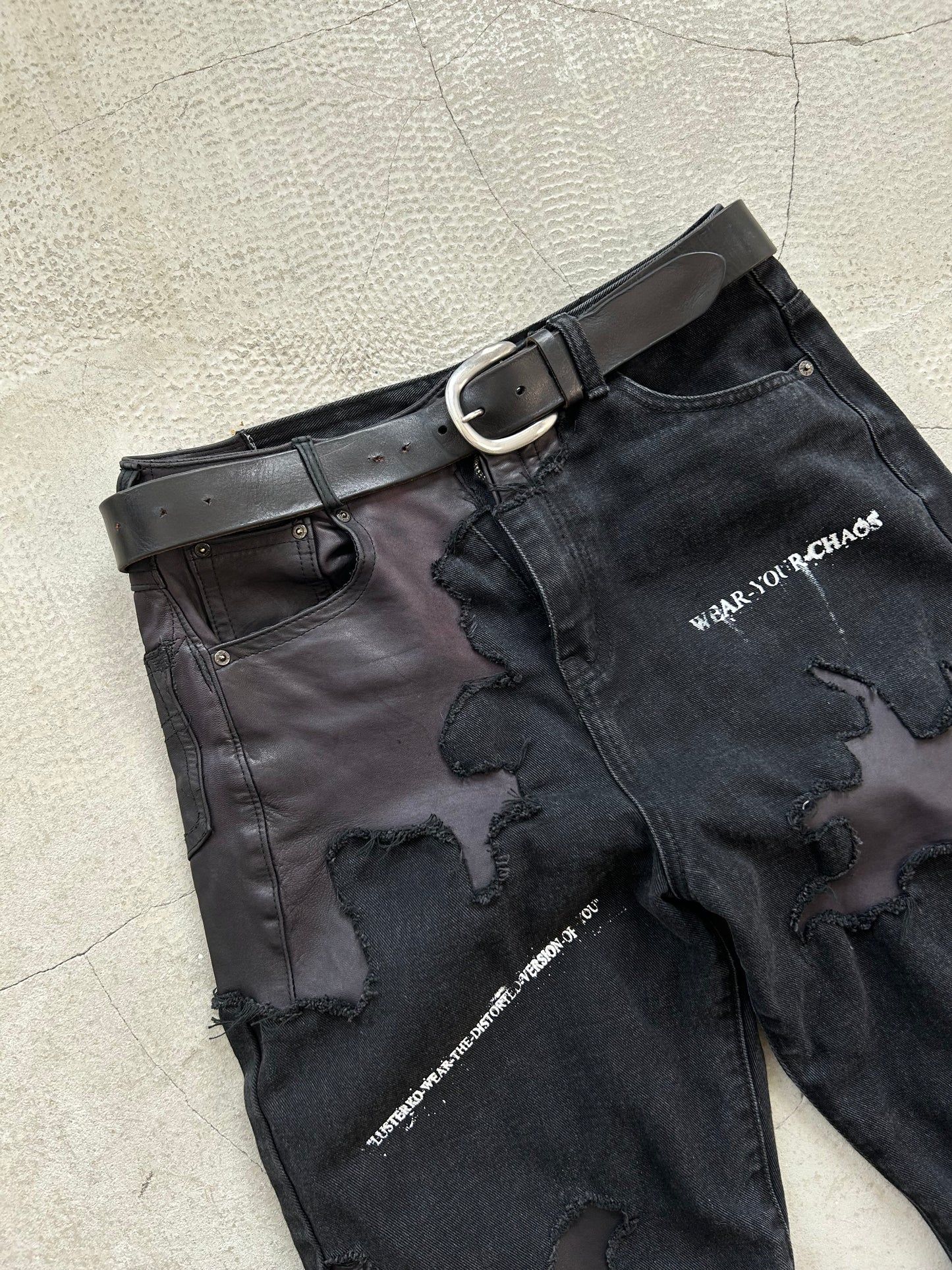 000/ "SUB-HUMAN SHIFT" ARTIFACT TROUSERS