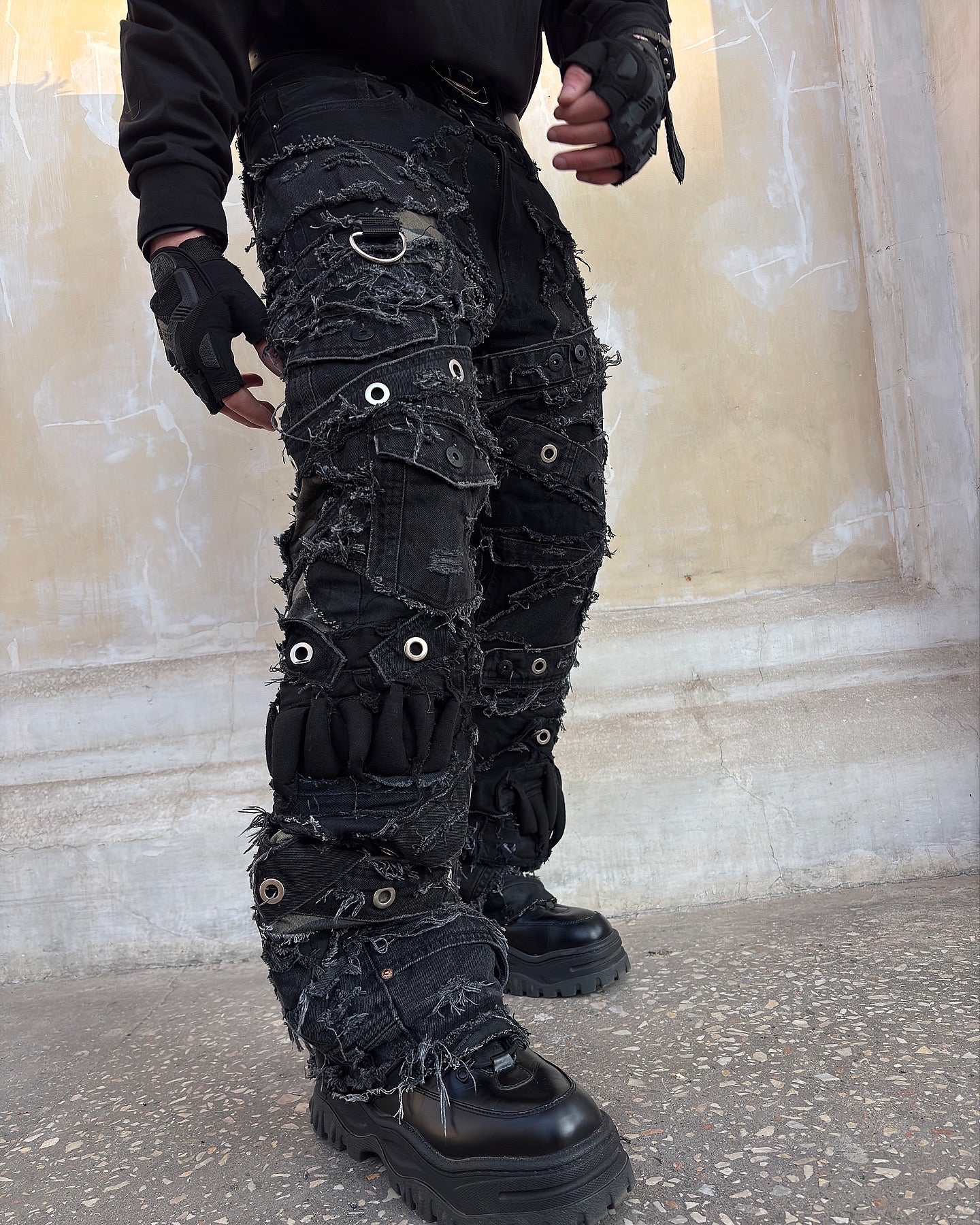 01DARK ASH BAGGY JAWS DENIM PANTS