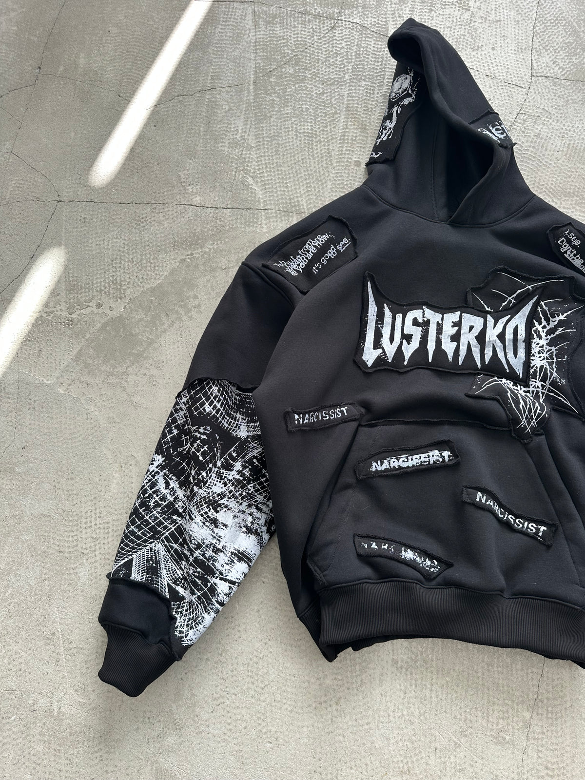 /NARCISSUS HOODIE
