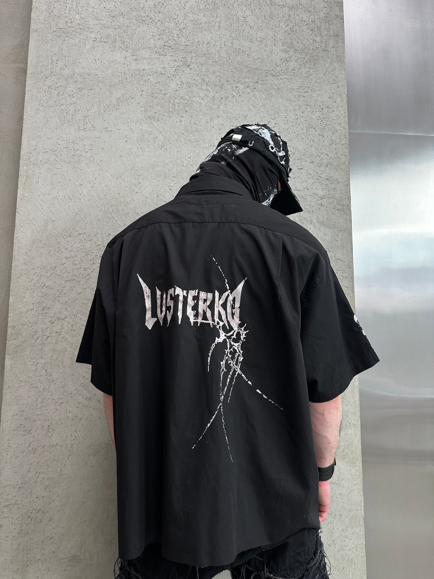 000/THE "ARCHIVE-DECAY" SHORT SLEEVE BUTTON-UP