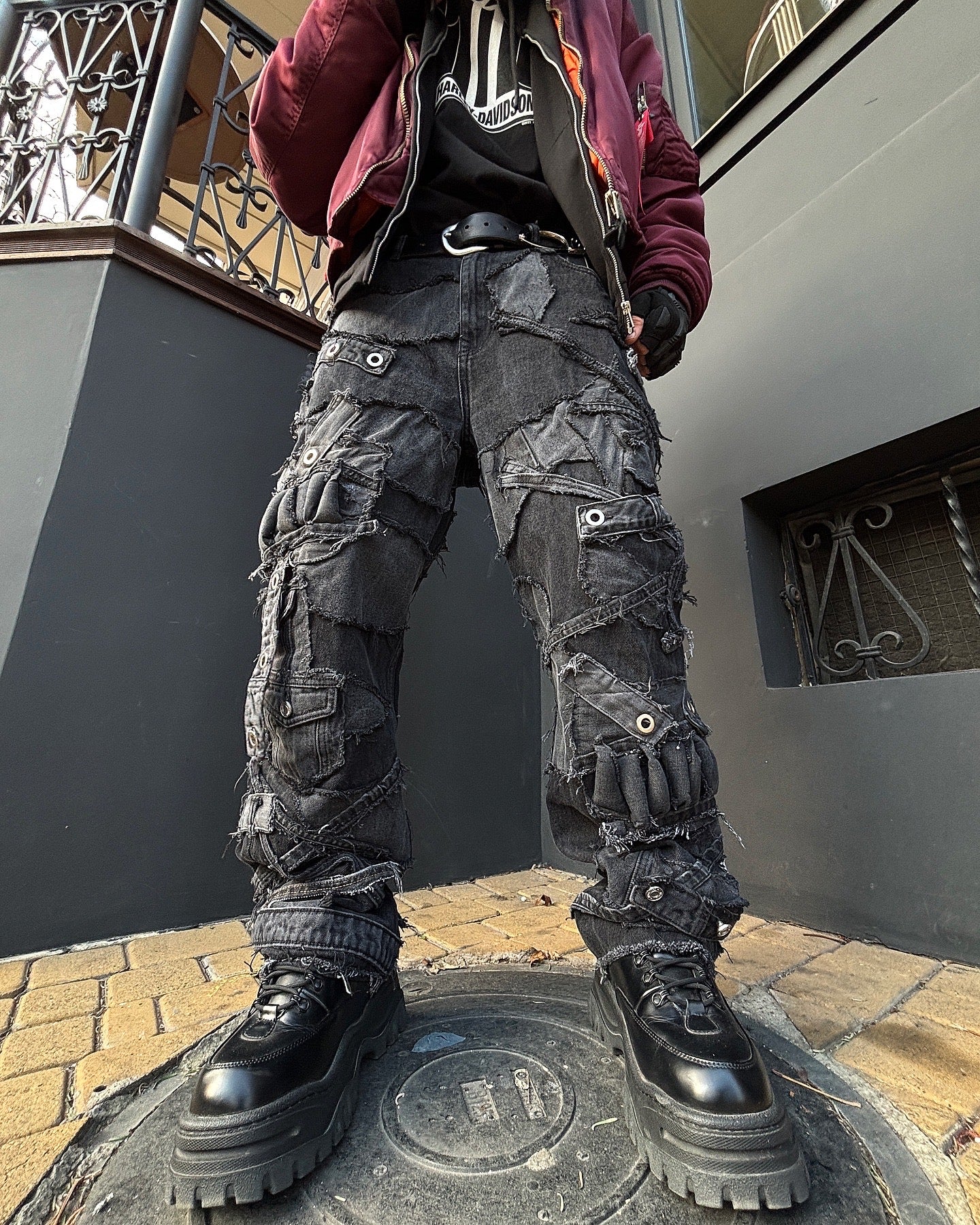 00DISTRESSED ASH BAGGY PANTS