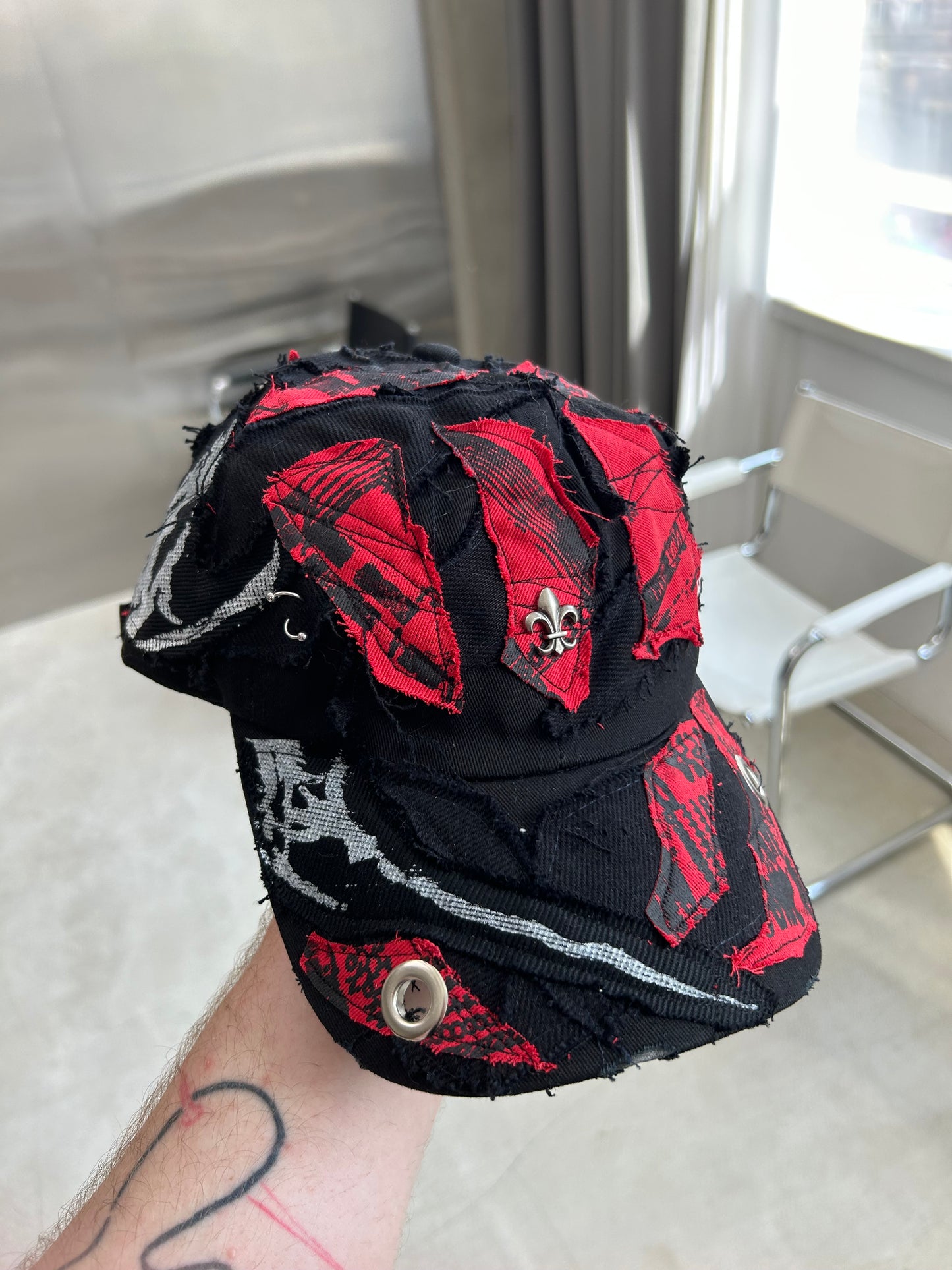 000/ FLEUR DISTORTION CAP